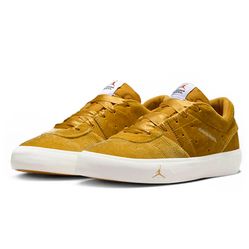 Giày Sneakers Nike Jordan Series 01 Gold Velvet DZ7737-761 Màu Vàng Gold Size 35.5